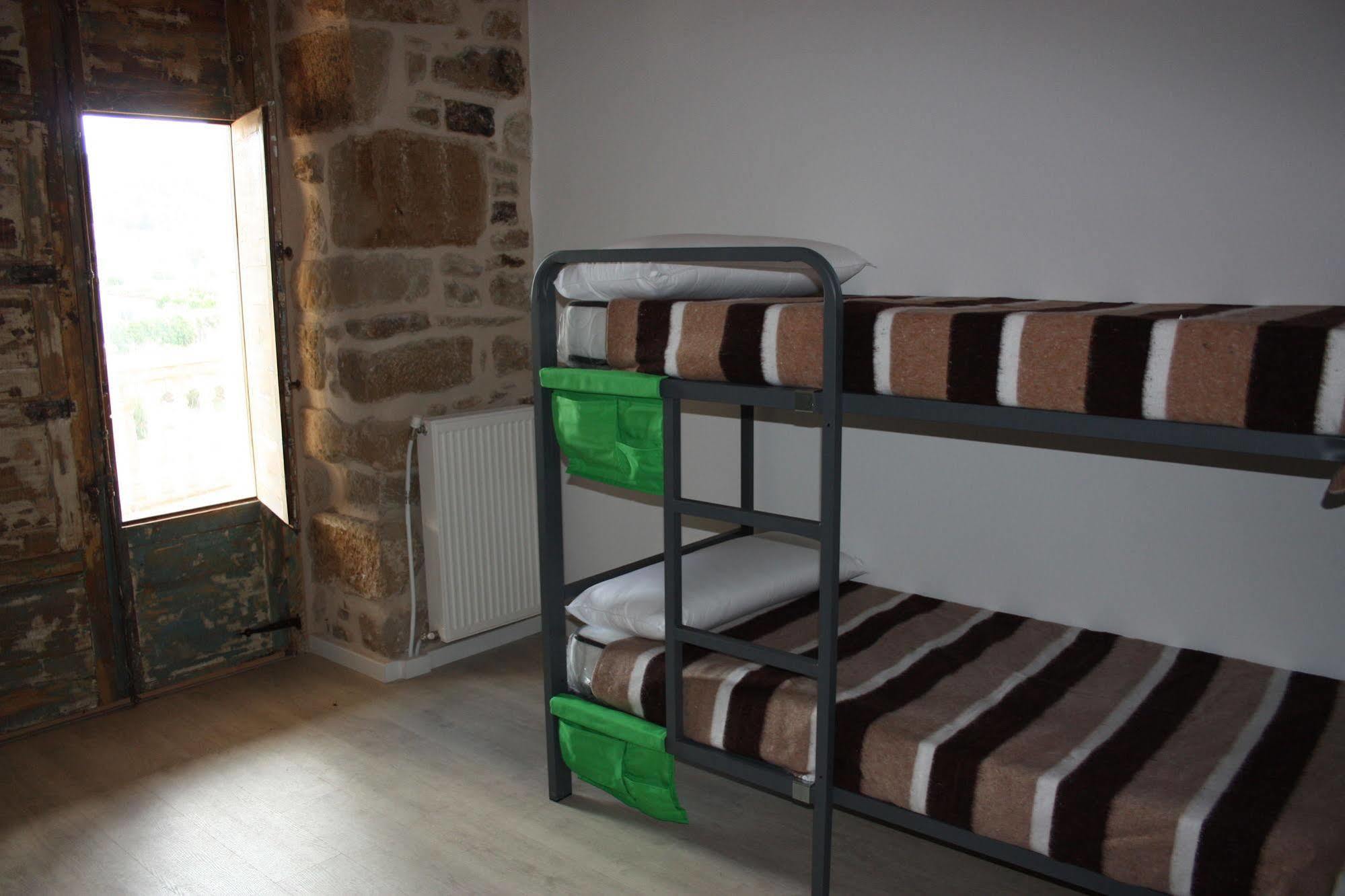 Albergue Valderrobres Auto Check-In Exterior foto