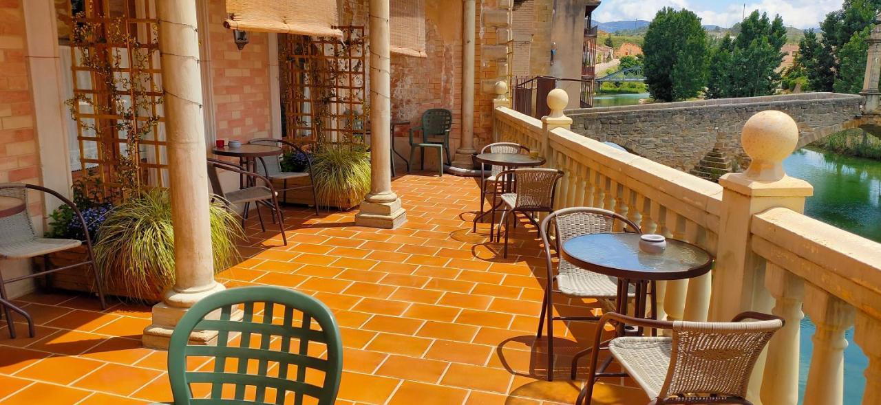 Albergue Valderrobres Auto Check-In Exterior foto